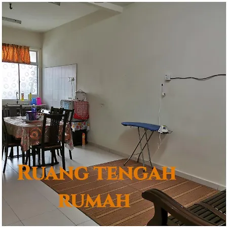 Homestay Murah Melaka Melayu Sahaja Exterior photo
